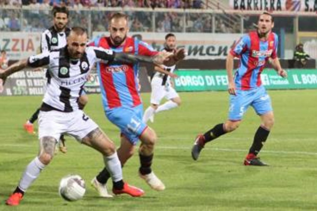 Catania-Robur Siena 2-1. il Siena 4-3 ai rigori e’ in Finale !!!!