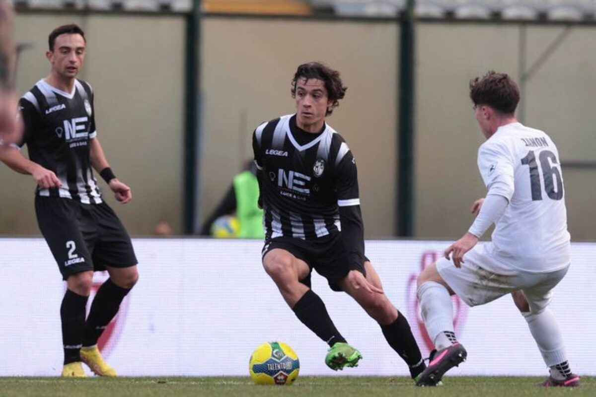 Paloschi stende l’Imolese, il Siena torna al successo: 1-0