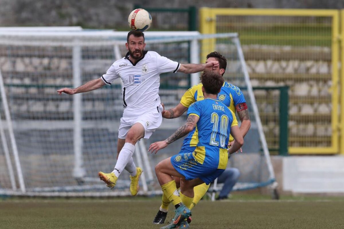 CARRARESE SUPERIORE AL SIENA: IL DERBY È GIALLOBLU