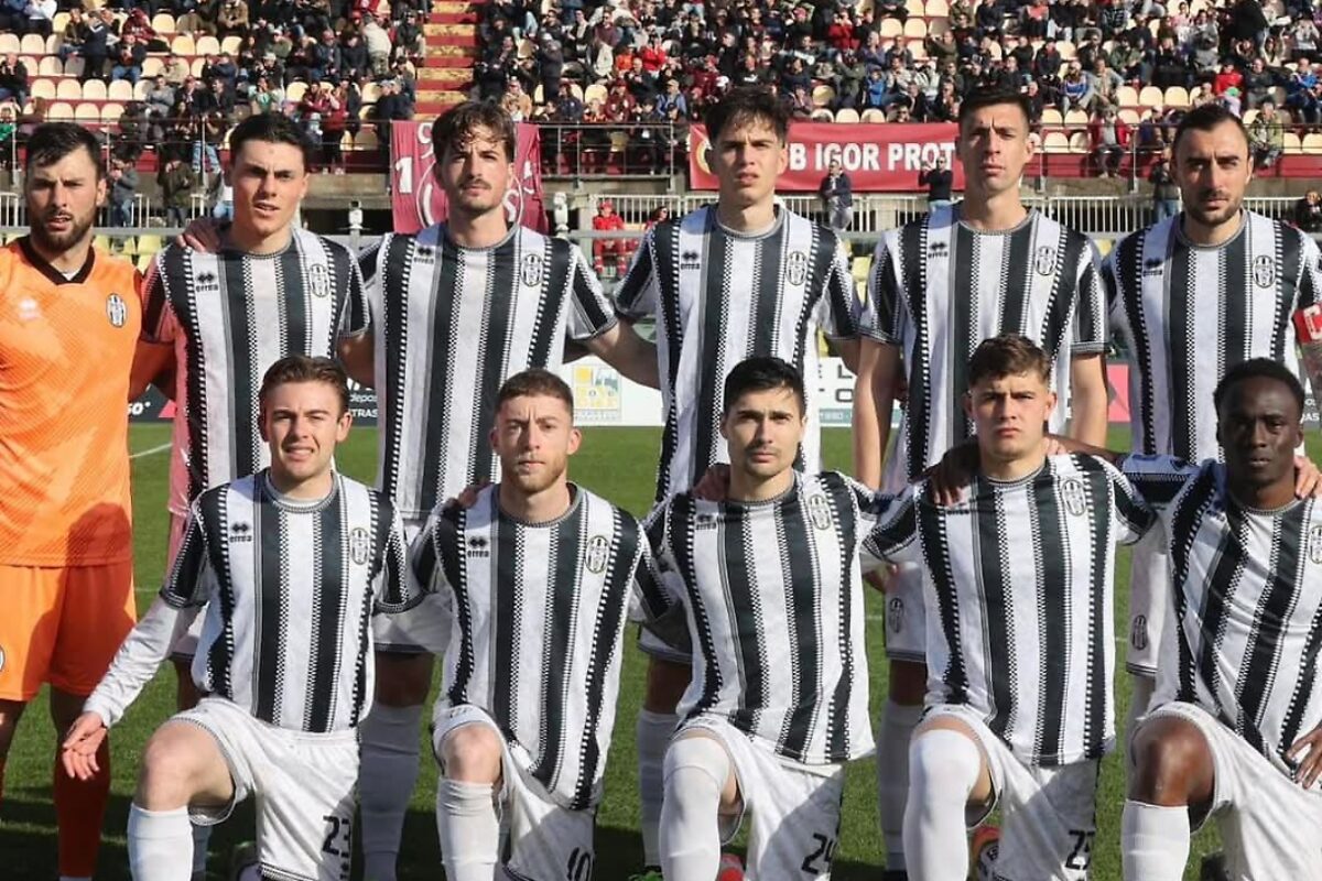 Il derby al Picchi finisce 3-1 per il Livorno